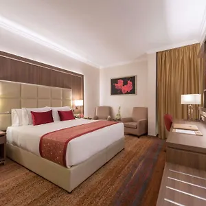 Ramada By Wyndham Continental Hotel